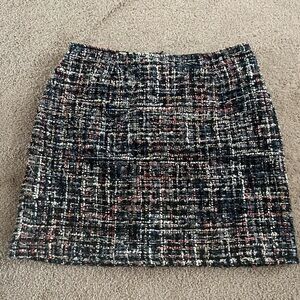 Chic Tweed Mini Skirt